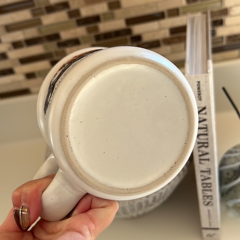 “Happy Fall” Mug - Picture 5 of 5